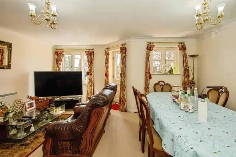 2 Bedroom Apartment for Sale