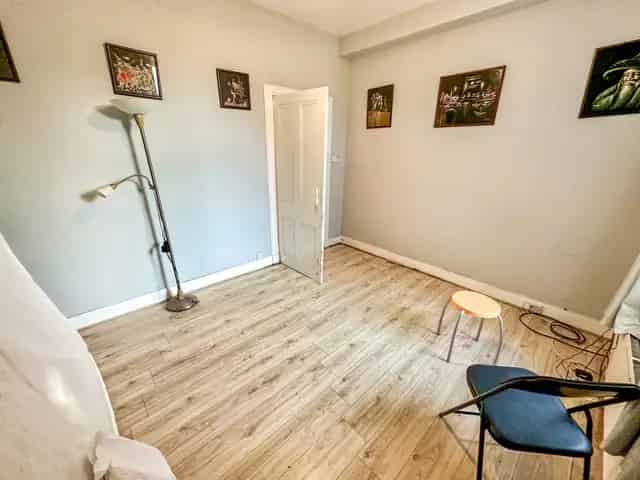 2 Bedroom Ground Floor Flat For Sale