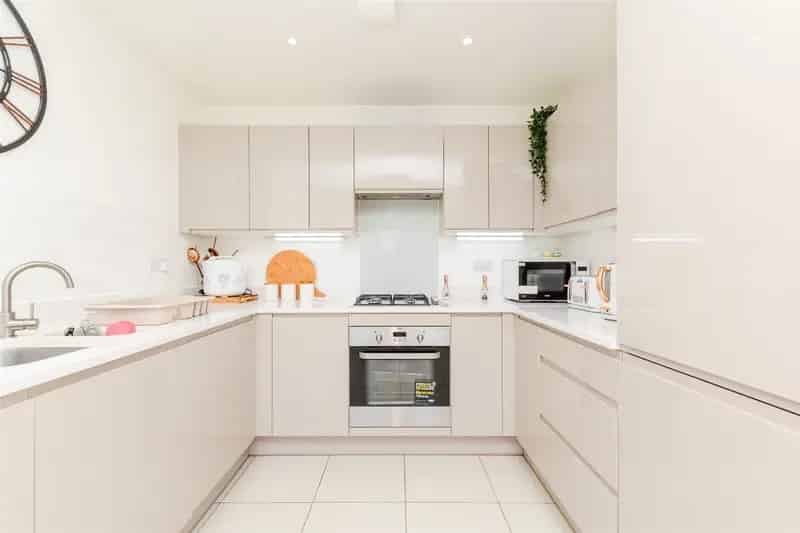 4 Bedroom Semi-Detached House for Sale in Hoo