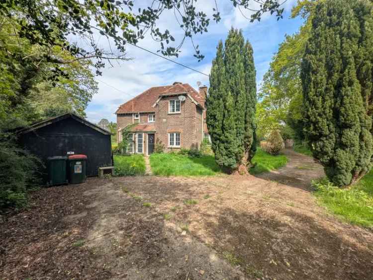 4 Bedroom Detached House for Sale Langley Green