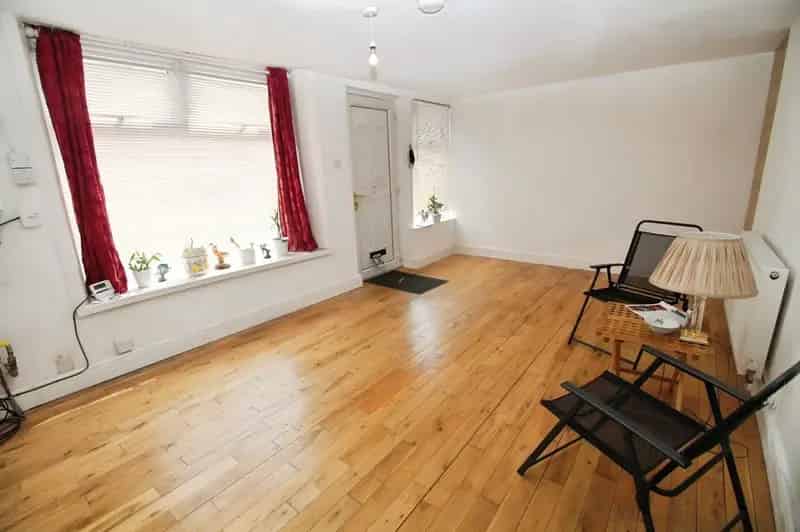 3 Bedroom Mid Terrace House For Sale Brighouse West Yorkshire