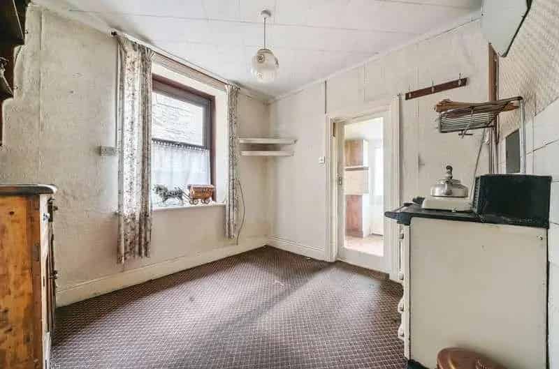 3 Bed House For Sale Near Builth Wells Town Centre