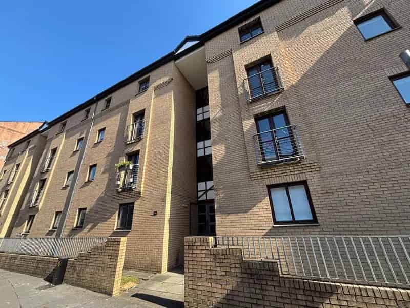 2 Bedroom Flat to Rent