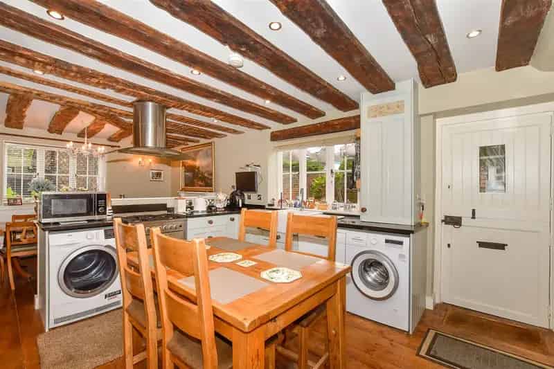 4 bedroom end of terrace house for sale
