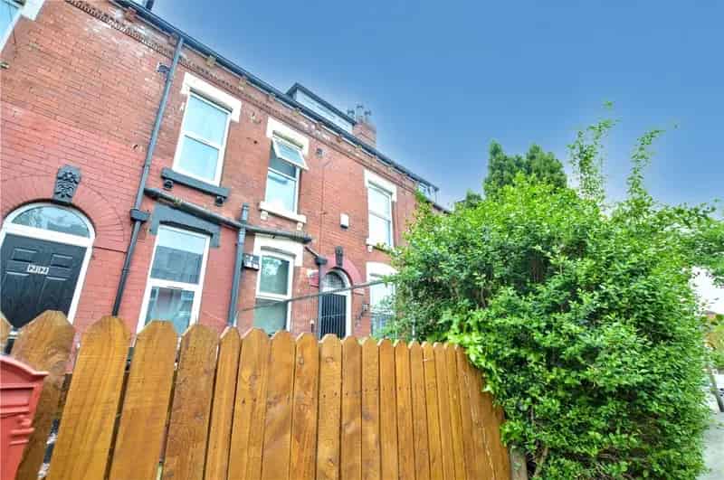 Two Bedroom Terraced House in Harehills Leeds Ideal Rental Investment