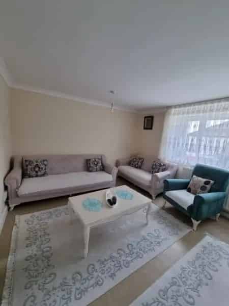 3 Bedroom Council Flat Near Park and Schools