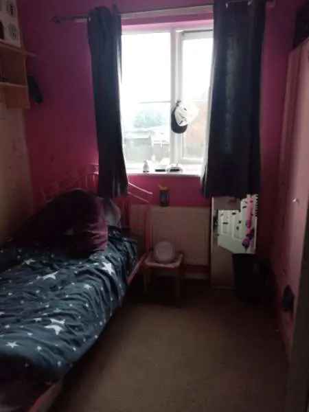 House For Rent in South Holland, England