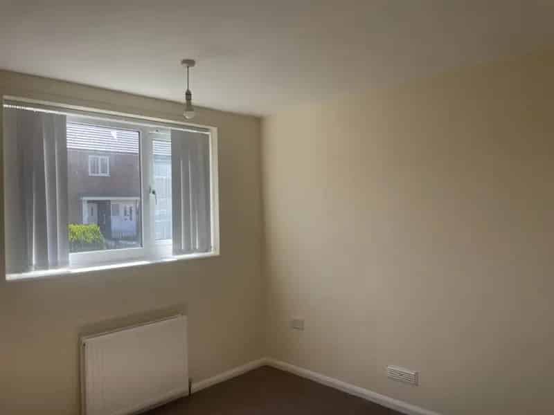 2 Bedroom Flat to Let near Wythenshawe Centre