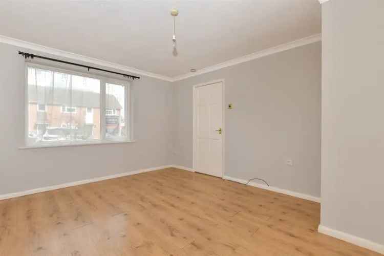 3 Bedroom End Terrace House for Sale
