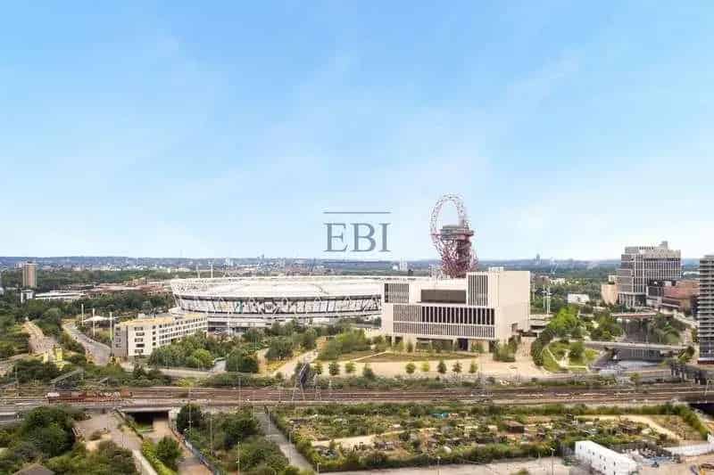1 Bed Flat for Sale in River Heights Stratford