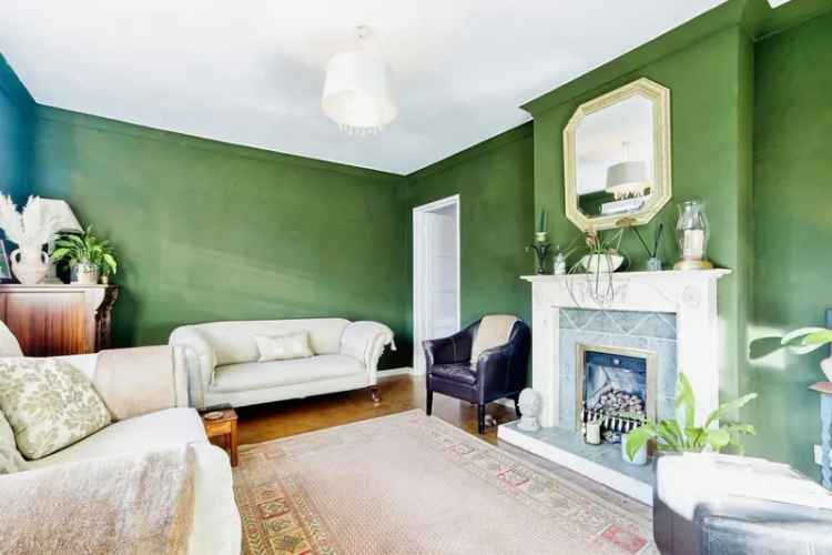 Extended 3 Bed Semi-Detached Home Near Schools