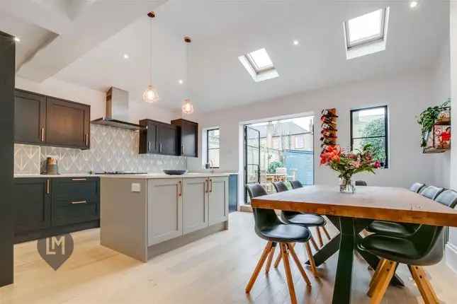 Spacious Family Home Southfields SW18 - South West Garden