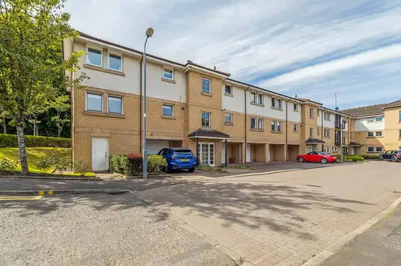 2 Bedroom Flat for Sale Hillfoot Bearsden