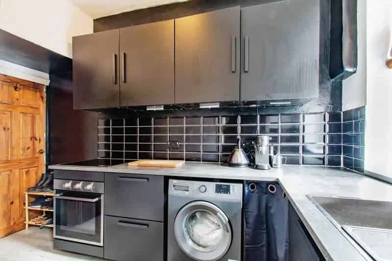 2 Bedroom Mid Terrace House for Sale Morley West Yorkshire