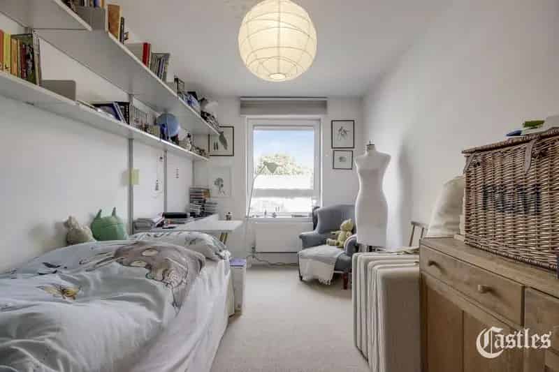 3 Bedroom Maisonette House to Rent Near London Fields