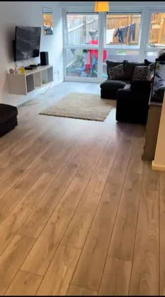 2 Bed Flat with Front and Back Garden Disabled Access