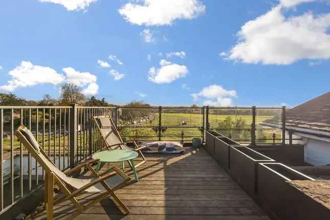 Stunning Grade II Listed Captain's House Blackheath