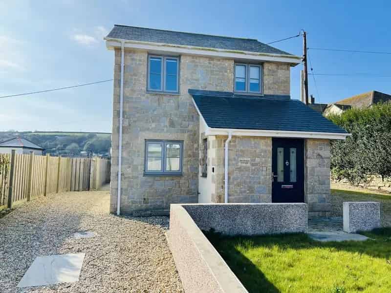 2 Bedroom Detached House for Sale Near Mousehole