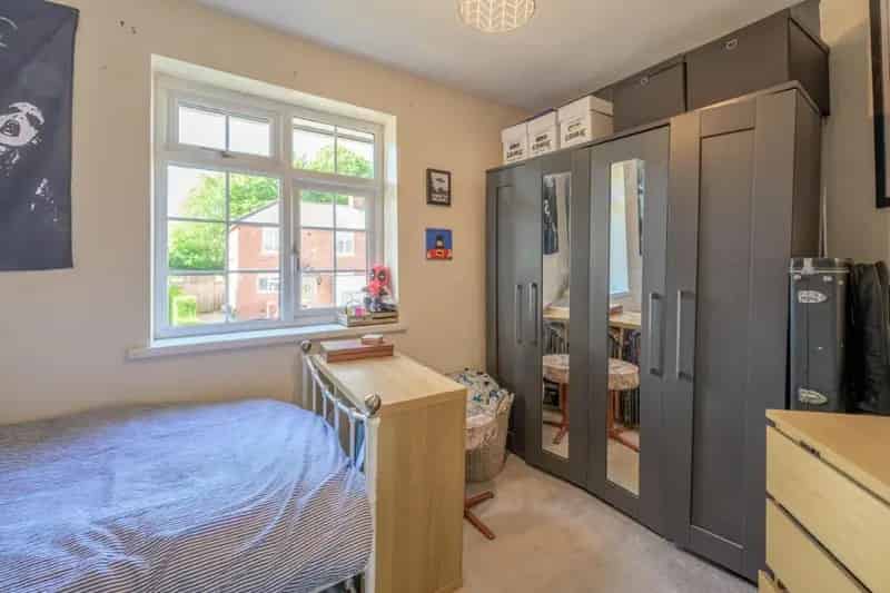 3 bed house for sale