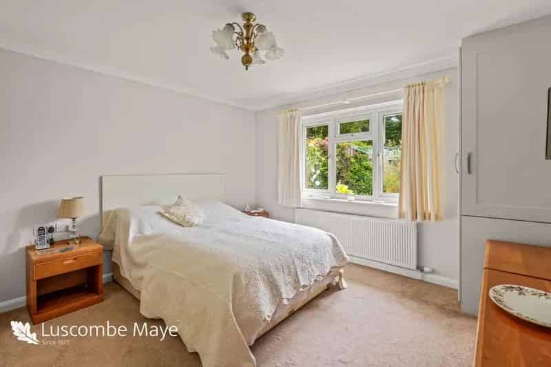 2 Bed Detached Bungalow for Sale