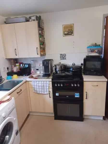 2 Bed House Hereford Council Exchange - Own Drive & Garden