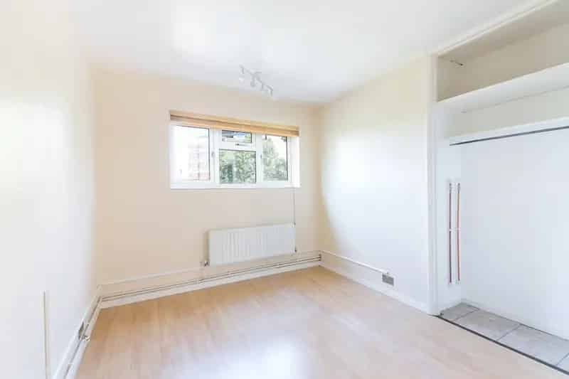 Flat For Sale , London, England