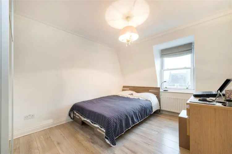 3 bedroom flat to rent