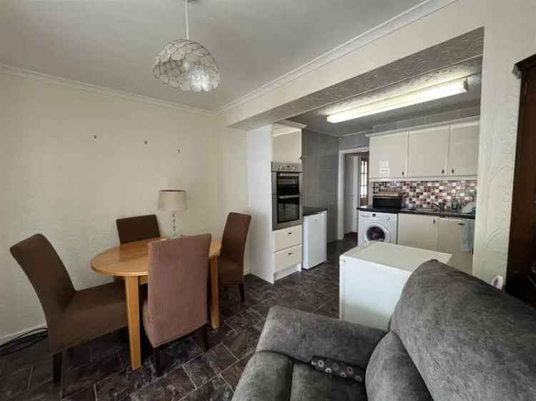 2 Bedroom Semi Detached Bungalow for Sale Near Low Moor Station