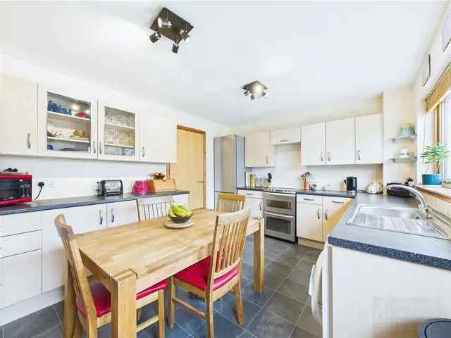 3 Bedroom Semi-Detached Villa for Sale