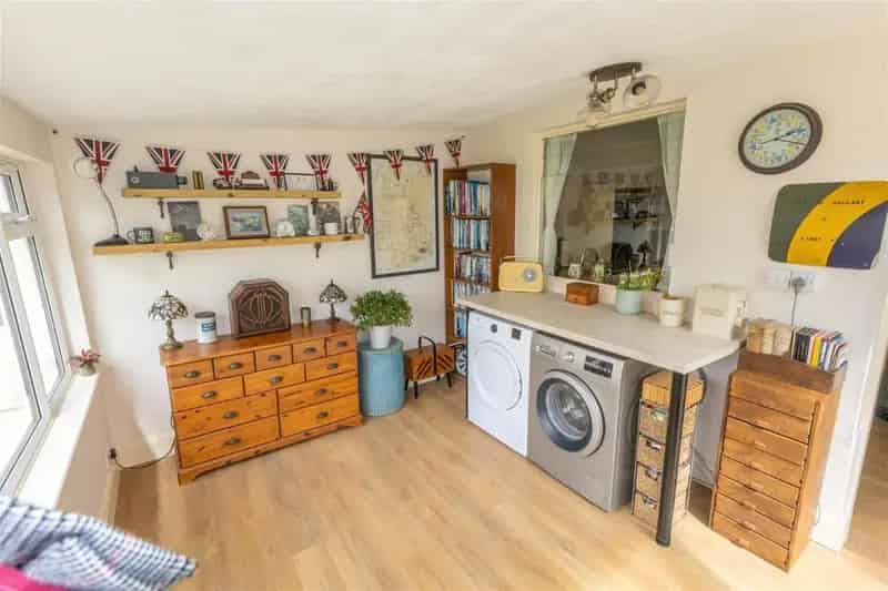 3 Bed Semi-Detached House for Sale