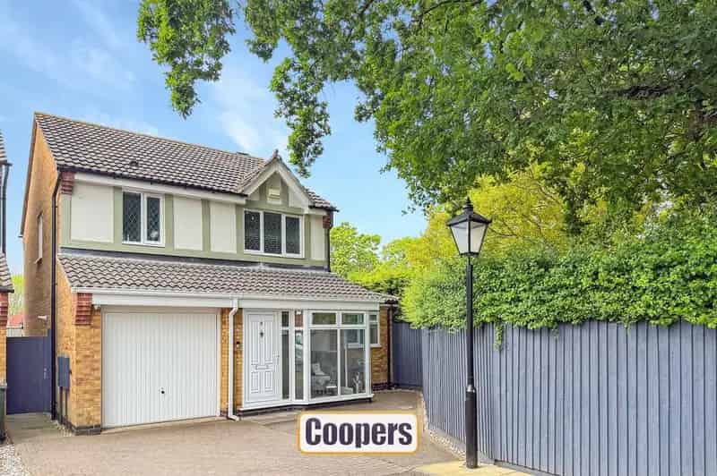 3 Bedroom Detached House for Sale