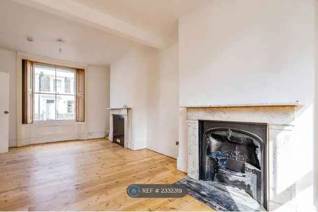 Terraced house to rent in Cephas Avenue, London E1