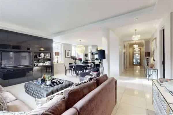 Park Lodge, St. Johns Wood Park, London, NW8 6QT | Property for sale | Savills