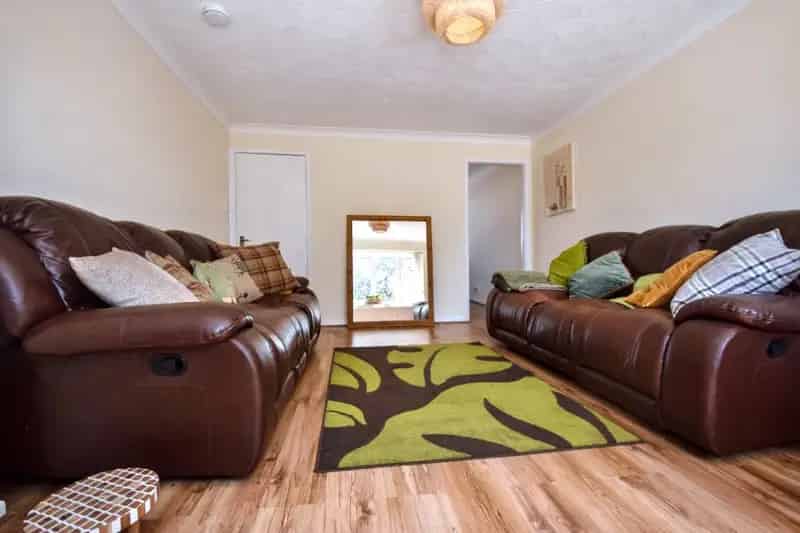 Three Bedroom House in WF1 - Ideal for First Time Buyers and Investors