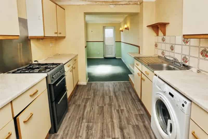 3 Bedroom Mid-Terraced House Hedge End