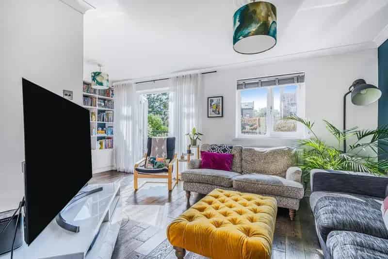 Modern Family Home in Gated Community Peckham Rye Camberwell