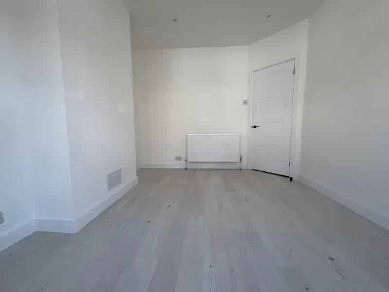 3 Bedroom Terrace House to Rent in Portsmouth