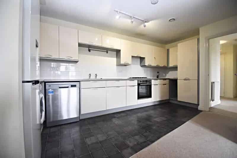 2 Bedroom Apartment Basingstoke Town Centre