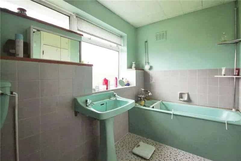 3 Bed House for Sale Littledown Road