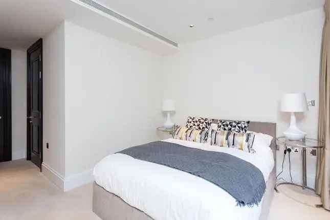 Luxury 2-Bed Duplex Apartment Kensington High Street