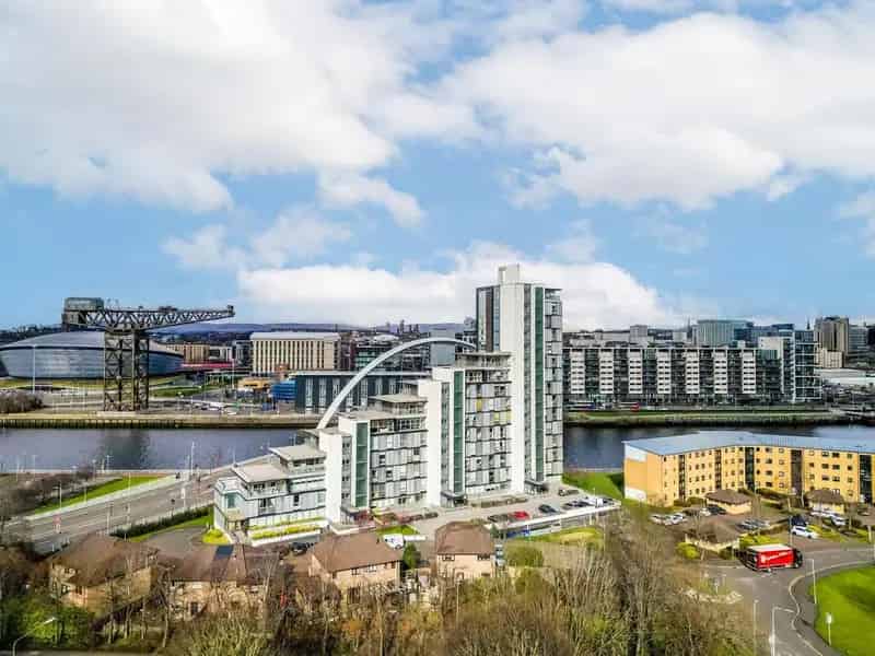 3 Bedroom River Clyde Duplex Apartment for Sale