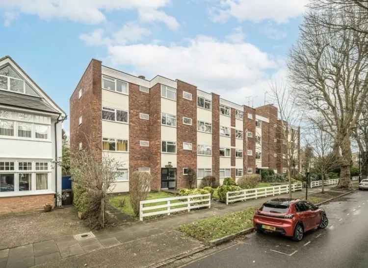  For Sale in Park Road, London, England