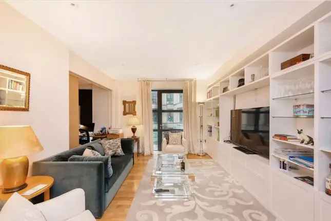 Flat for sale in Blandford Street, London W1U