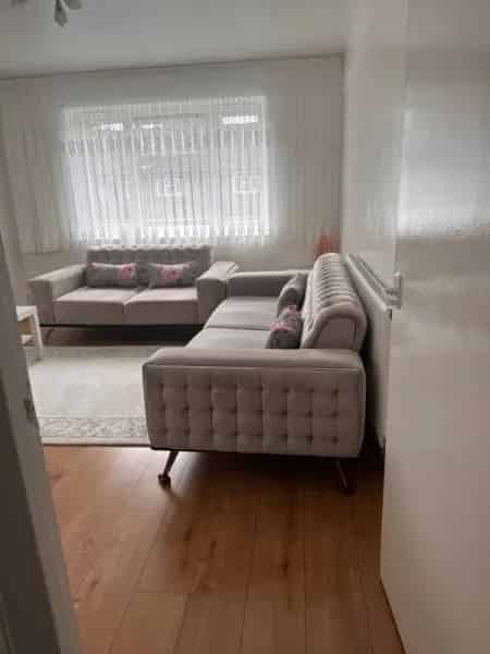 Flat For Rent , London, England