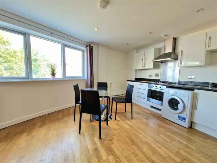 2 Bedroom Apartment for Sale in Bedford Castle Quay