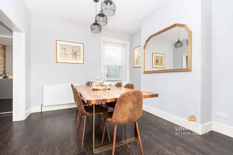4 Bedroom House for Sale Near Bournemouth
