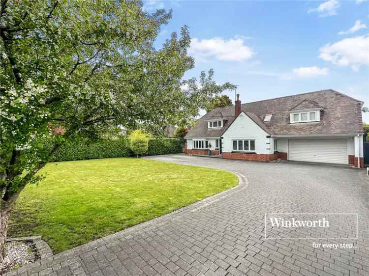 5 Bedroom House with Self Contained Annexe Ferndown
