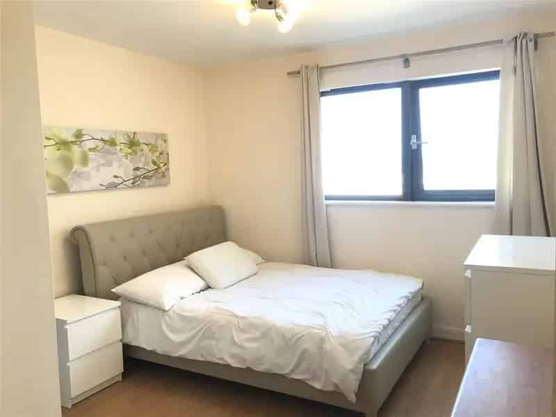2 Bedroom City Centre Apartment Landmark Place