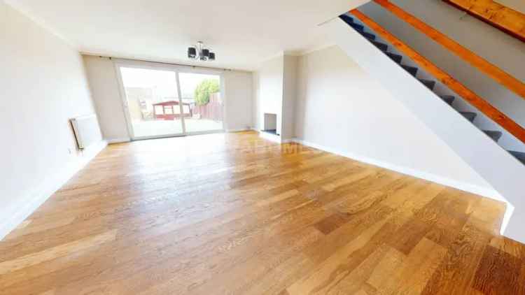 3 Bedroom Terraced House to Rent - Recently Renovated