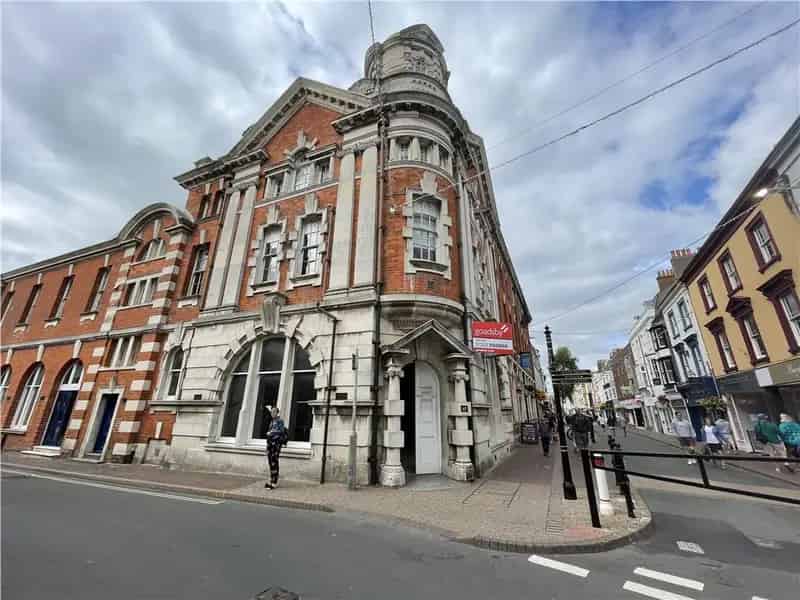 2 Spacious Commercial Units Weymouth Town Centre